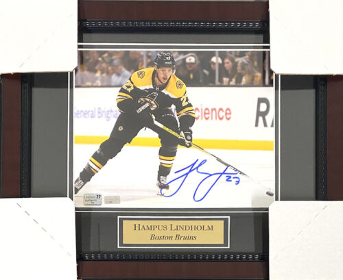 Brad Marchand Signed / Autographed Lake Tahoe Photo 16x20