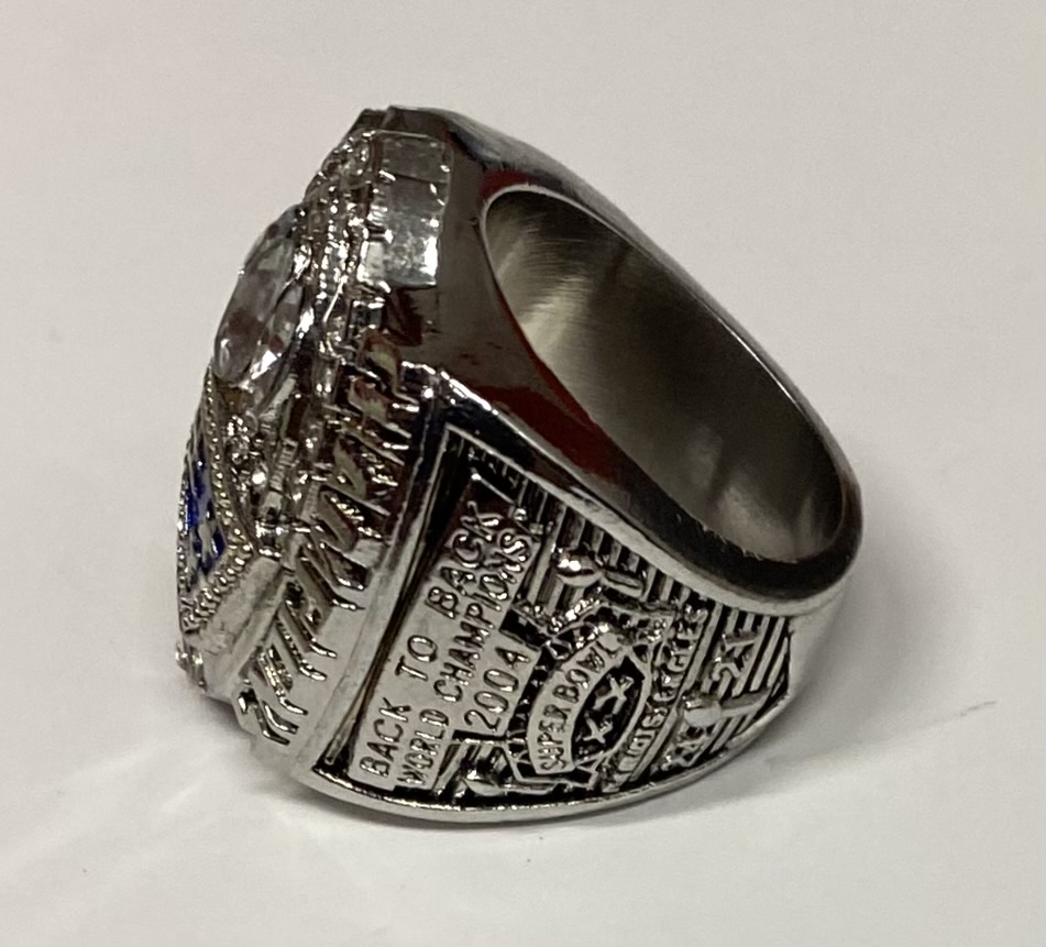 15. Super Bowl Ring | L'ÉCOLE School of Jewelry Arts